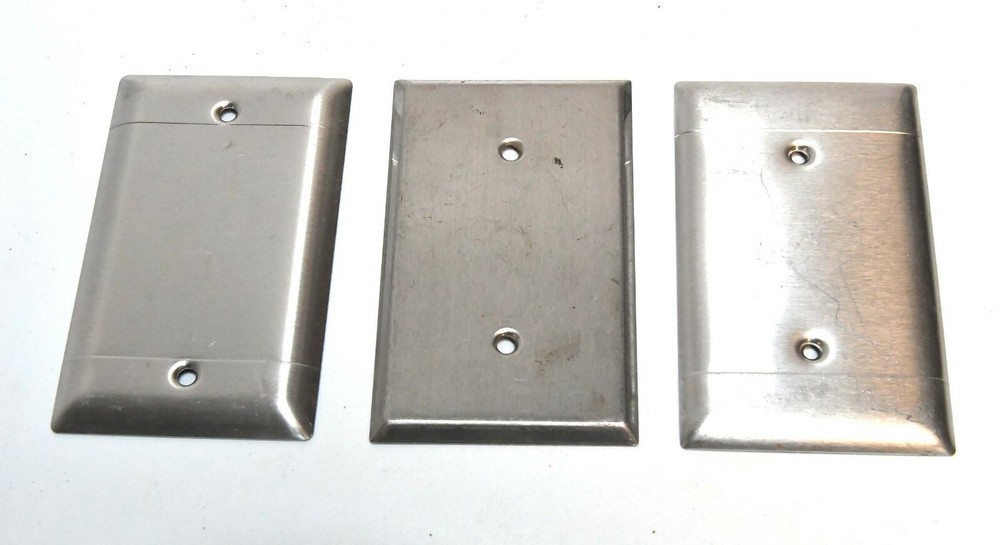 3 VINTAGE METAL SOLID COVER PLATE COVERS