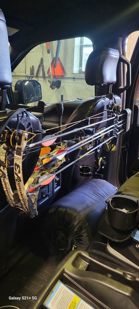 Backseat Bow & Gear Hook: Quick-Access & No-Tool Install Vehicle Storage