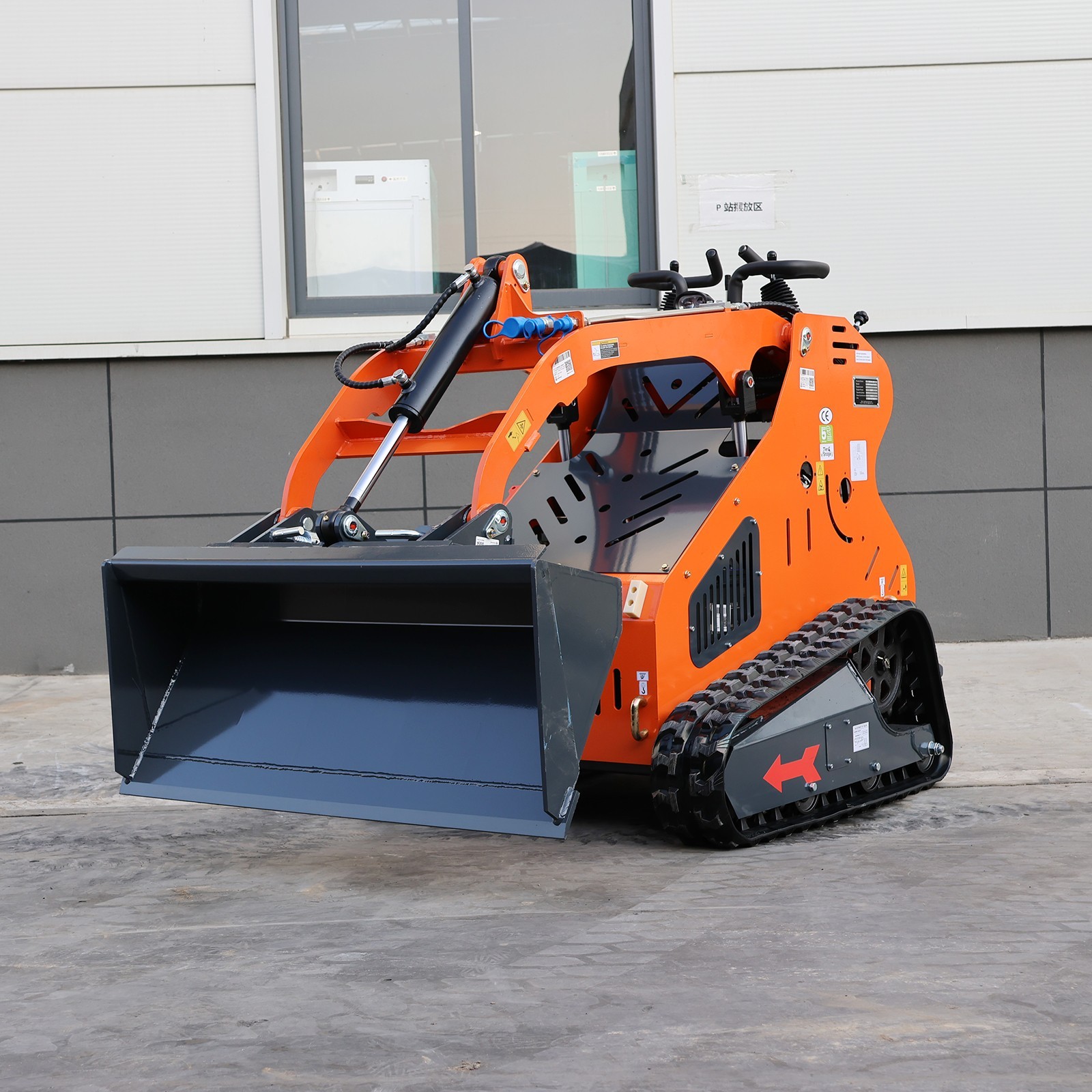 Mini Tracked Skid Steer Loader with Runtong Engine, New
