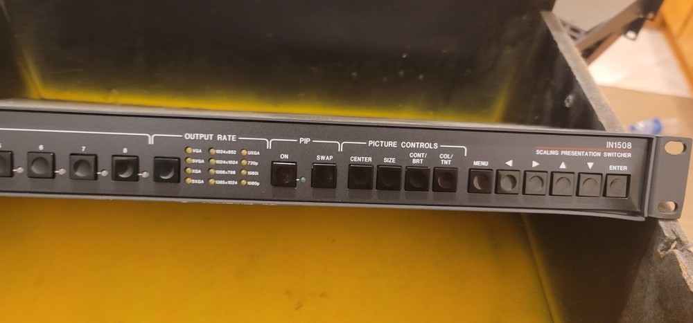 Extron IN1508 Video Scaling 8 input Presentation Switcher