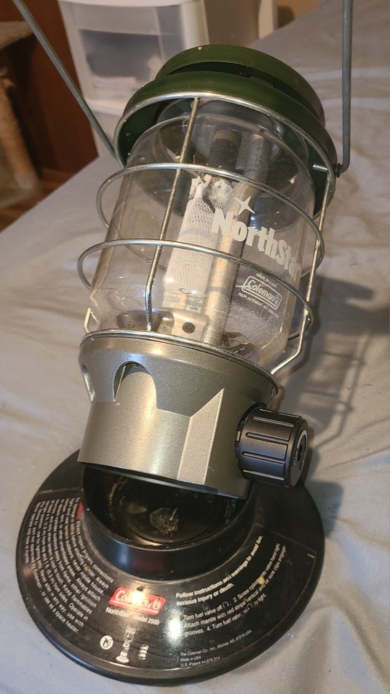 Colman Northstar Camping Lantern With Base Propane Model 2500