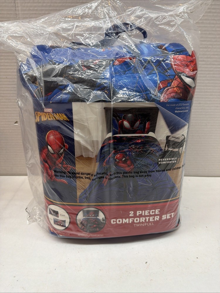 Reversible Marvel Spider-Man 2 Piece Twin Full Comforter Set