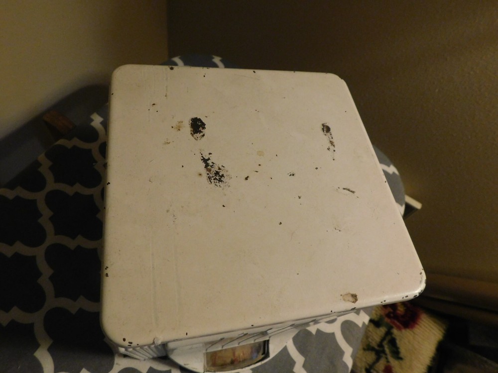 Landers Frary & Clark Scale Vintage