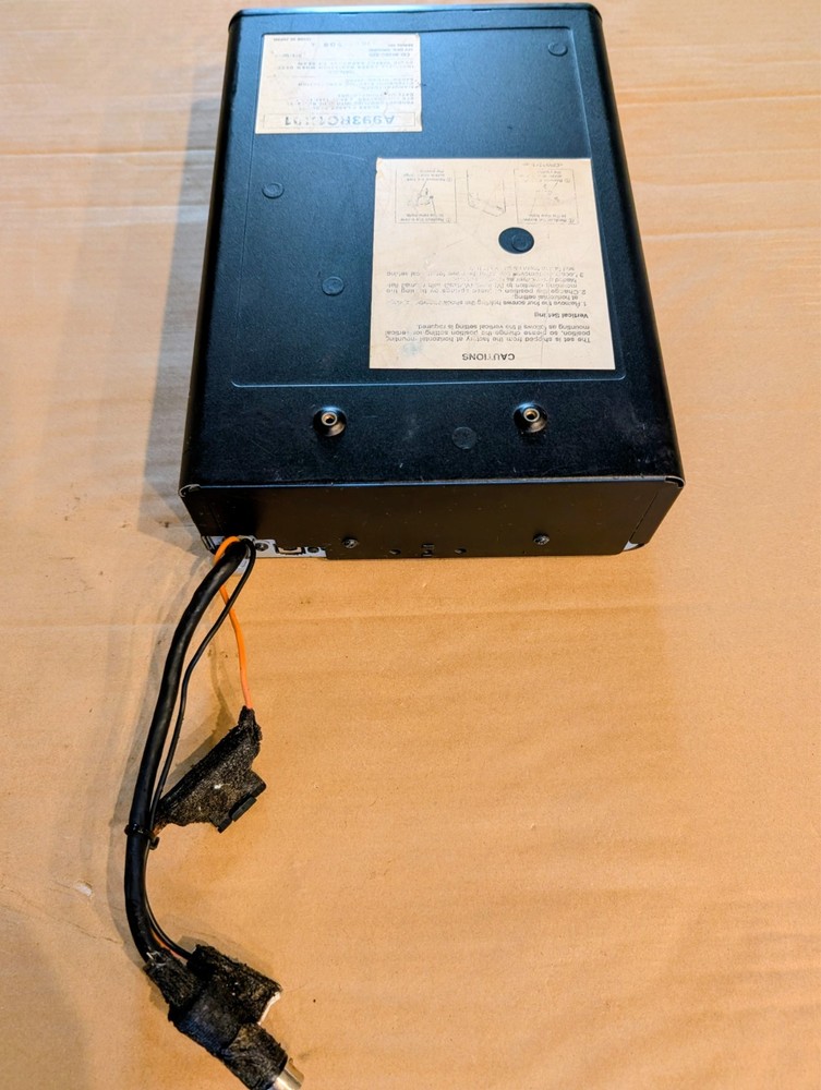 Mitsubishi 3000gt original 6 CD changer