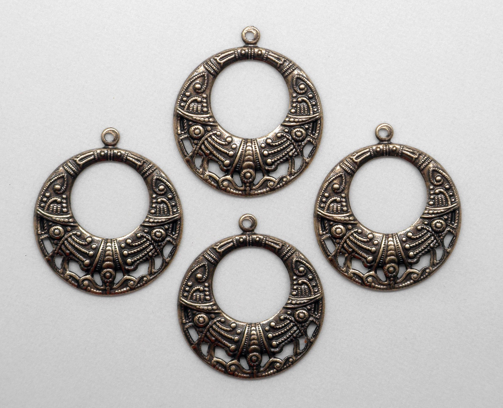 #0033 SMALL ANTIQUED GOLD ROUND OPEN FILIGREE W/TOP HANG RING - 4 Pcs