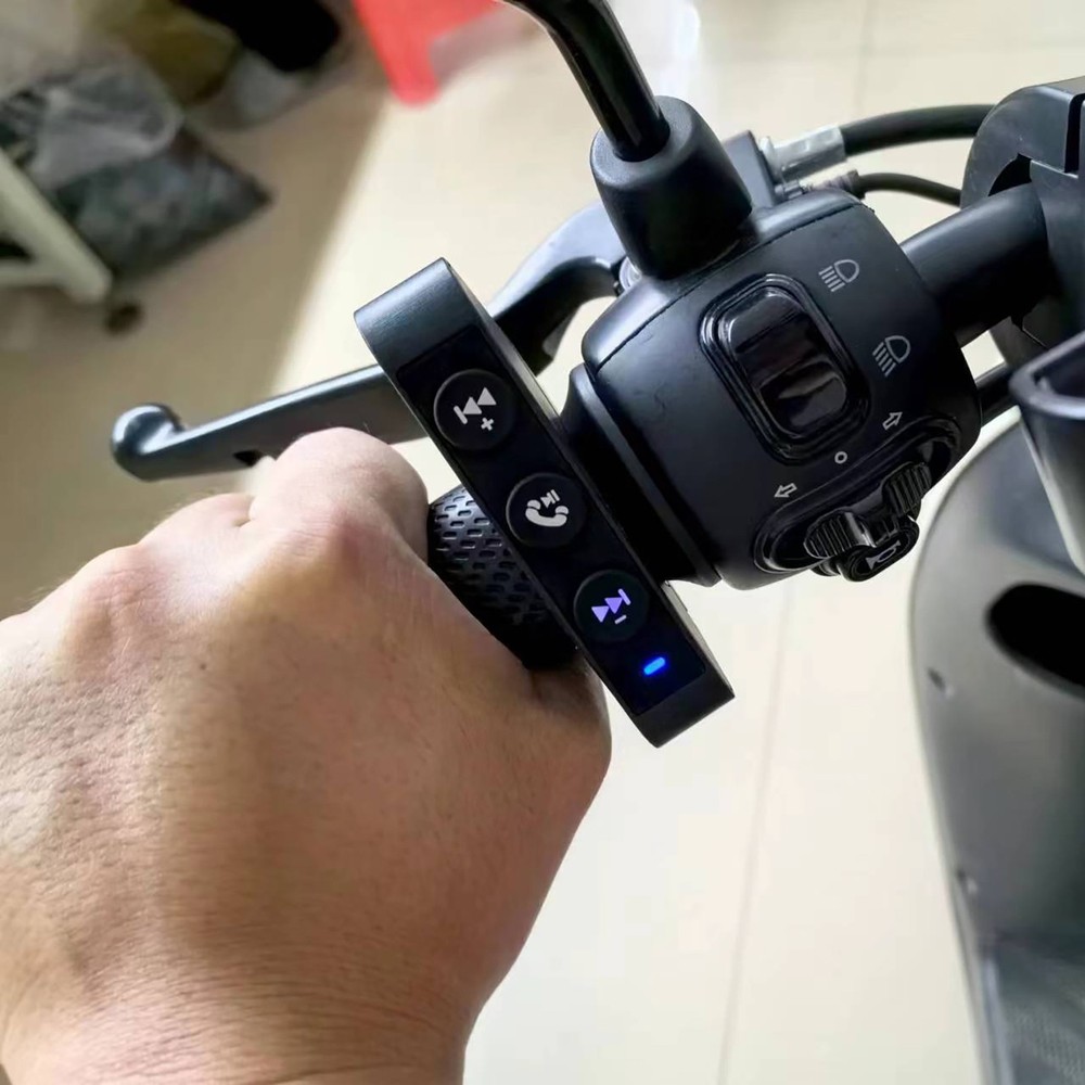 Motorcycle Helmet Headset Controller BT Wireless Remote Control Handlebar Button