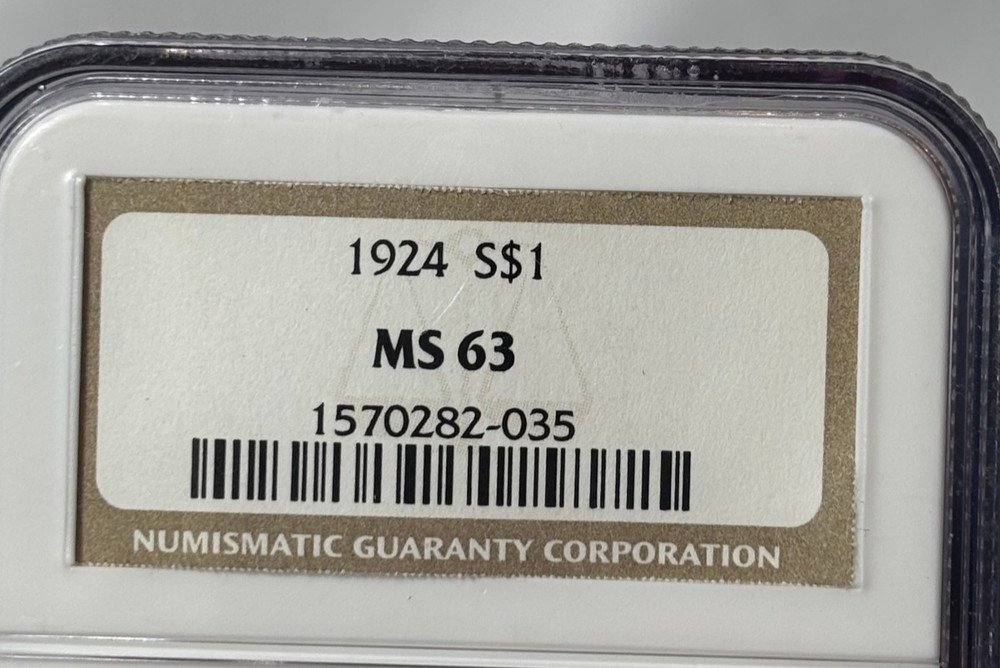 1924 Peace Dollar $1 NGC MS63