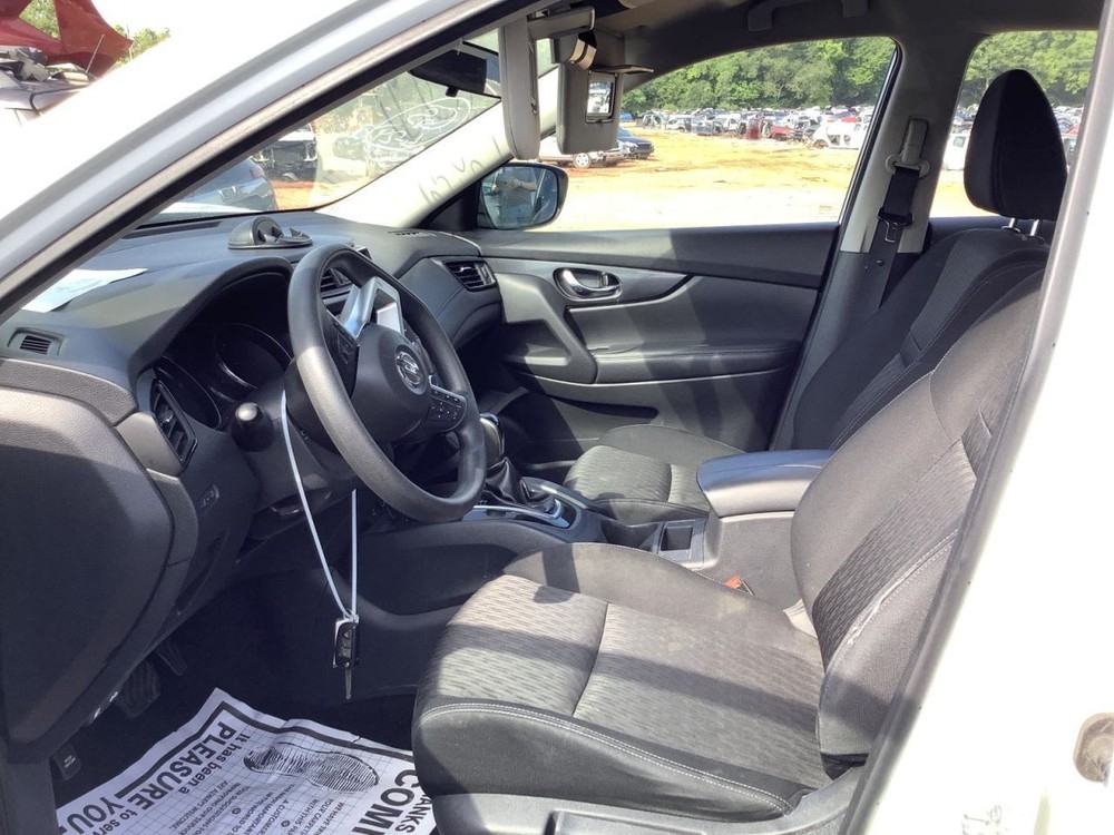 ROGUE 2017 Glove Box 4678397