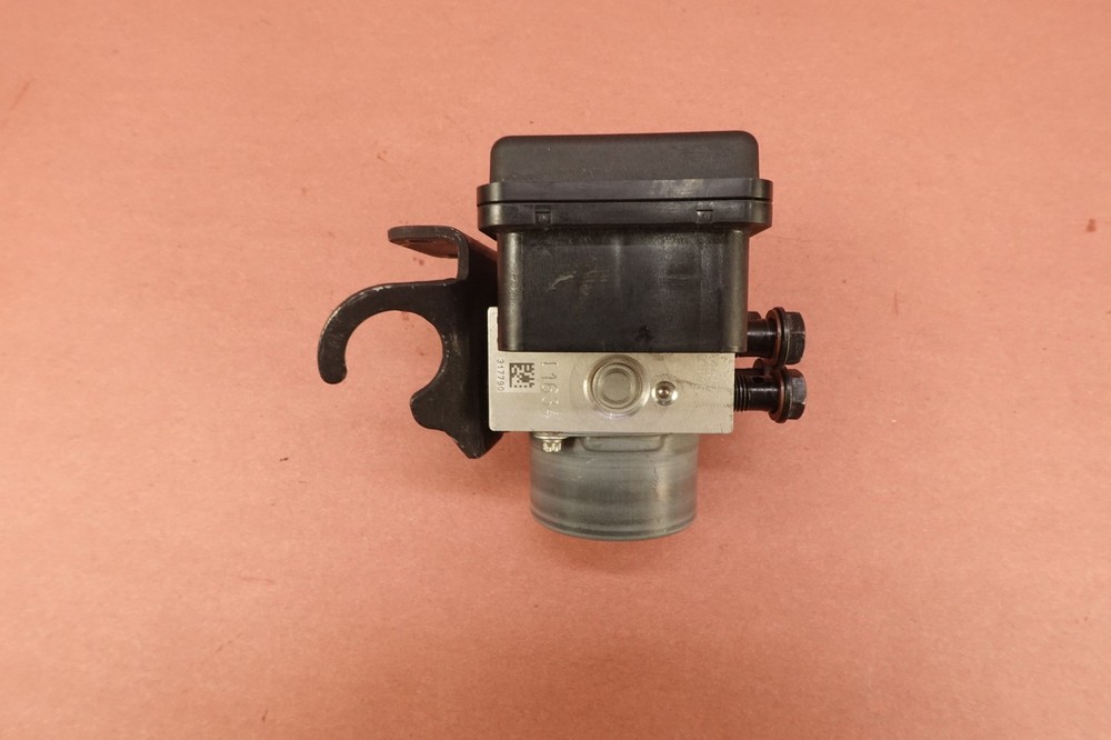 2017-2020 Ducati Monster 797 ABS Brake Pump Control Module Unit