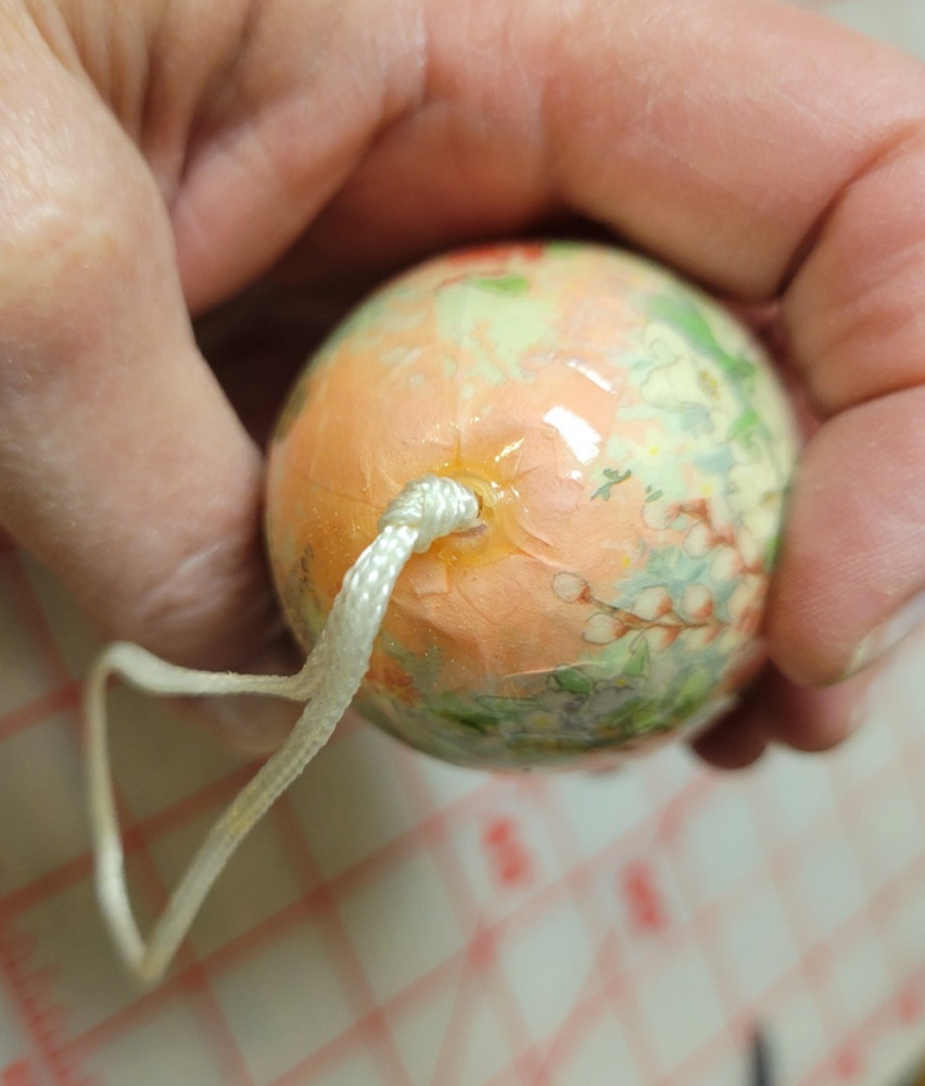 Vintage Paper Mache Easter Egg - Spring Floral Design