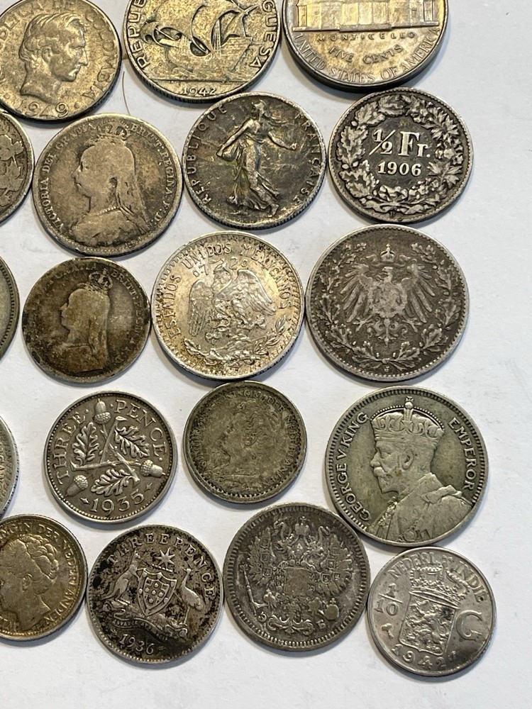 World Silver Coins - Lot 11