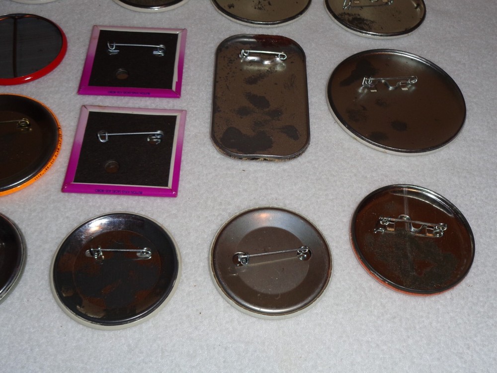 Computer Vintage Pinback Button Lot Computerworld Okidata Zenith Theos (18)