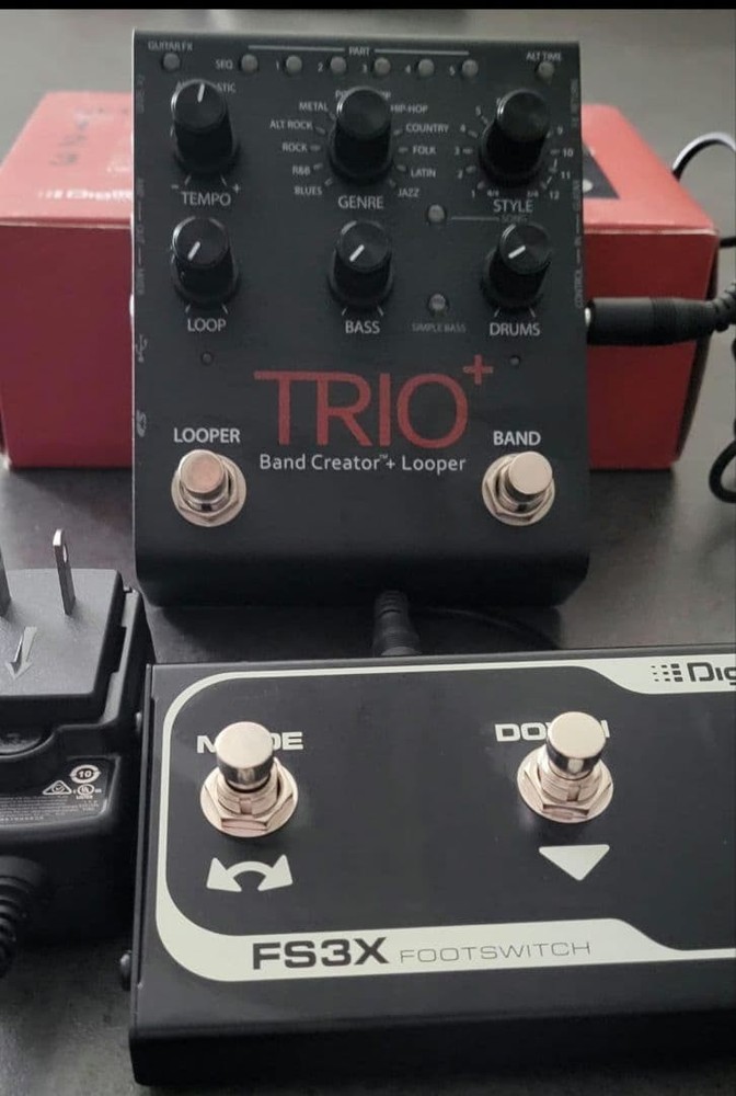 DigiTech TRIO+ Band Creator Looper with FS3X Footswitch Set