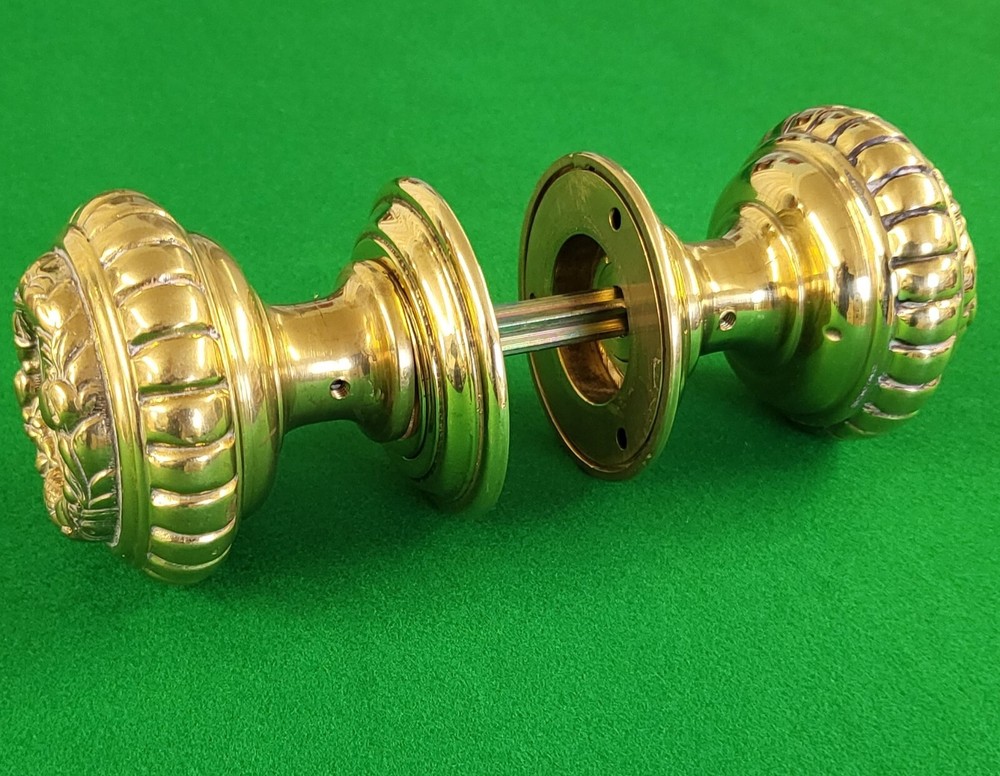 Pair heavy duty round solid cast brass door knobs handles Regency ironmongery