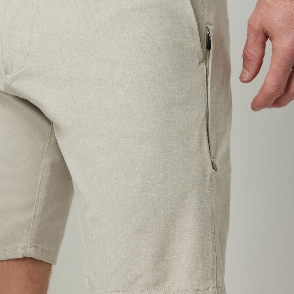 Vuori Men’s Aim short