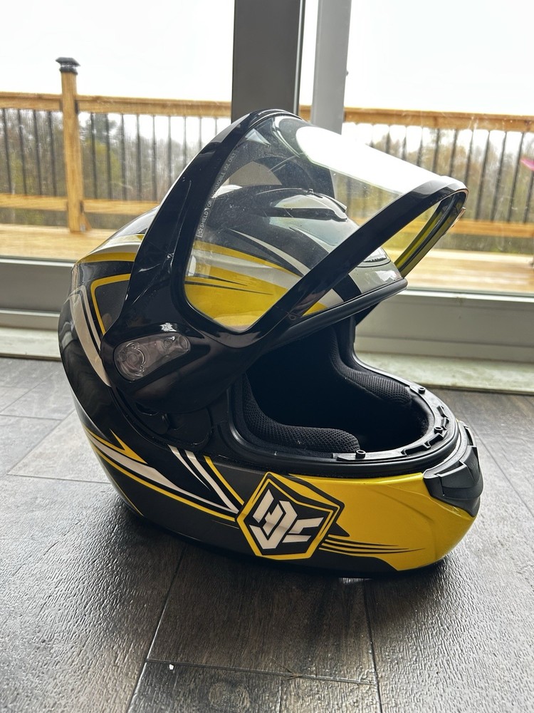 HJC MOTORCYCLE HELMET