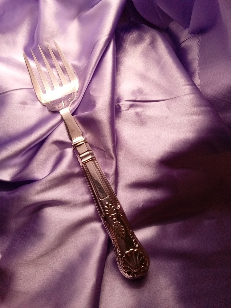 Vintage Embossed Shell Pattern Etched Victorian Silver Plated Serving Fork Clean
