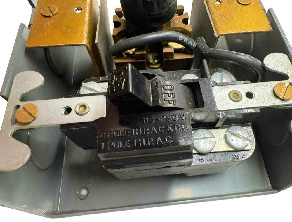 Westinghouse MSTS1SNIP Enclosed Double Unit MS Starter Toggle Switch NEMA 1