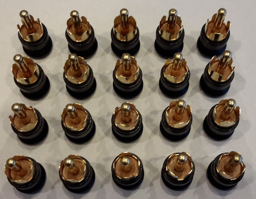 60 - RCA SHIELDED SHORTING CAPS / PLUGS - RF/EMI & NOISE CANCELING / PROTECTION