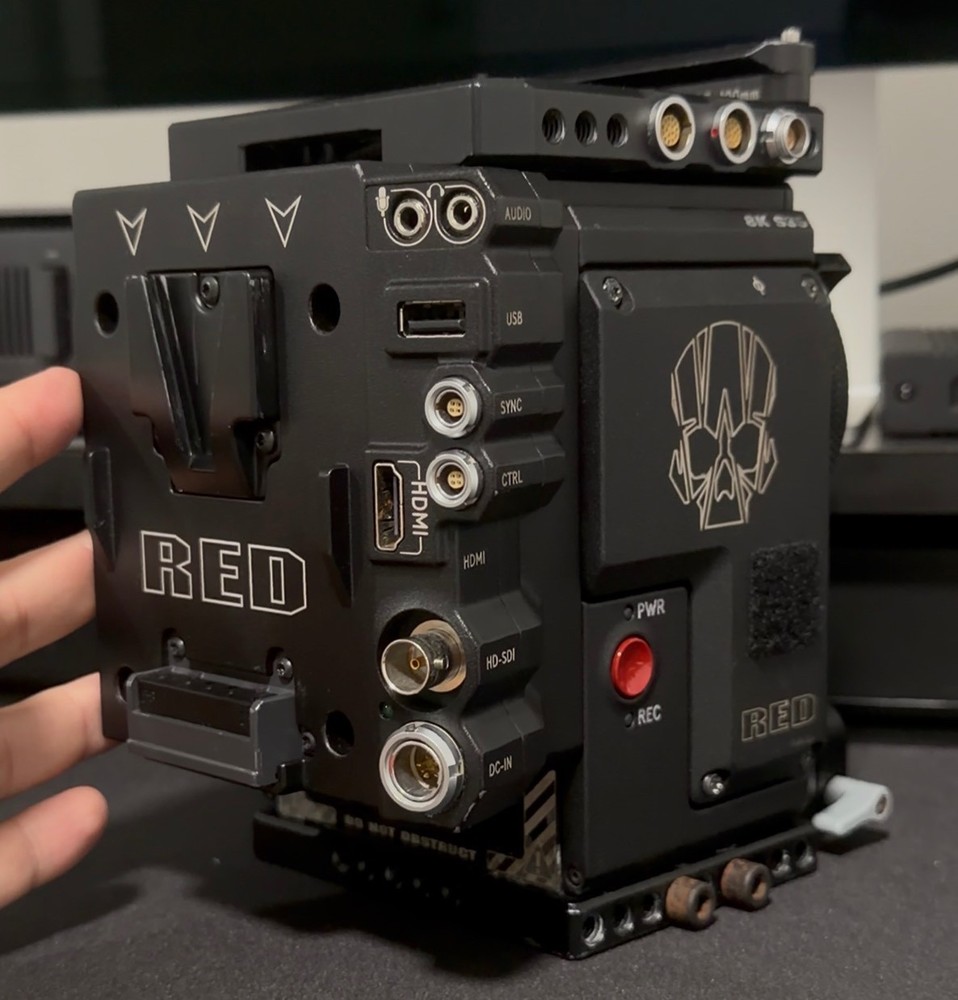 Red Epic-W Helium 8k s35 + Accessories