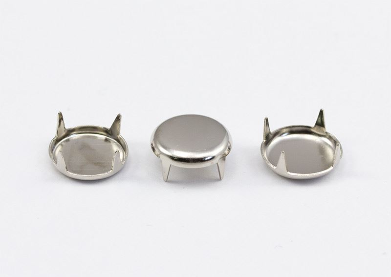 4.5mm Silver Spot Stud 4 Prongs Non Rusting - 200 PCS