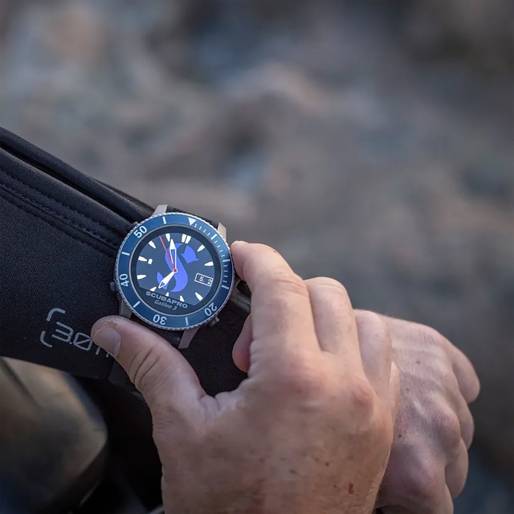 Scubapro Galileo 3 Titanium Wrist Dive Computer with Smart + Pro Transmitter