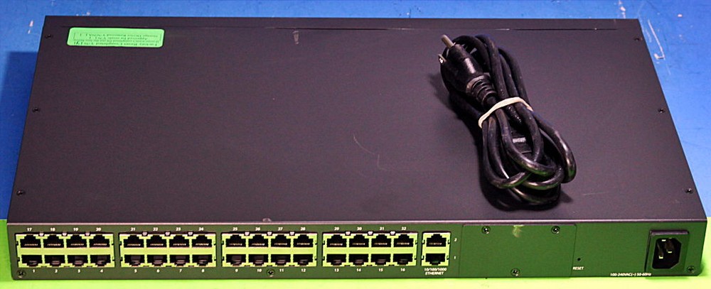 SCS32C Perle Iolan 04030760 32-Port DAC Secure Console Server