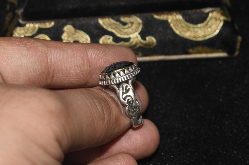 Antique Near Eastern Solid Silver Ring with Stone Bezel Depicting Inscriptions