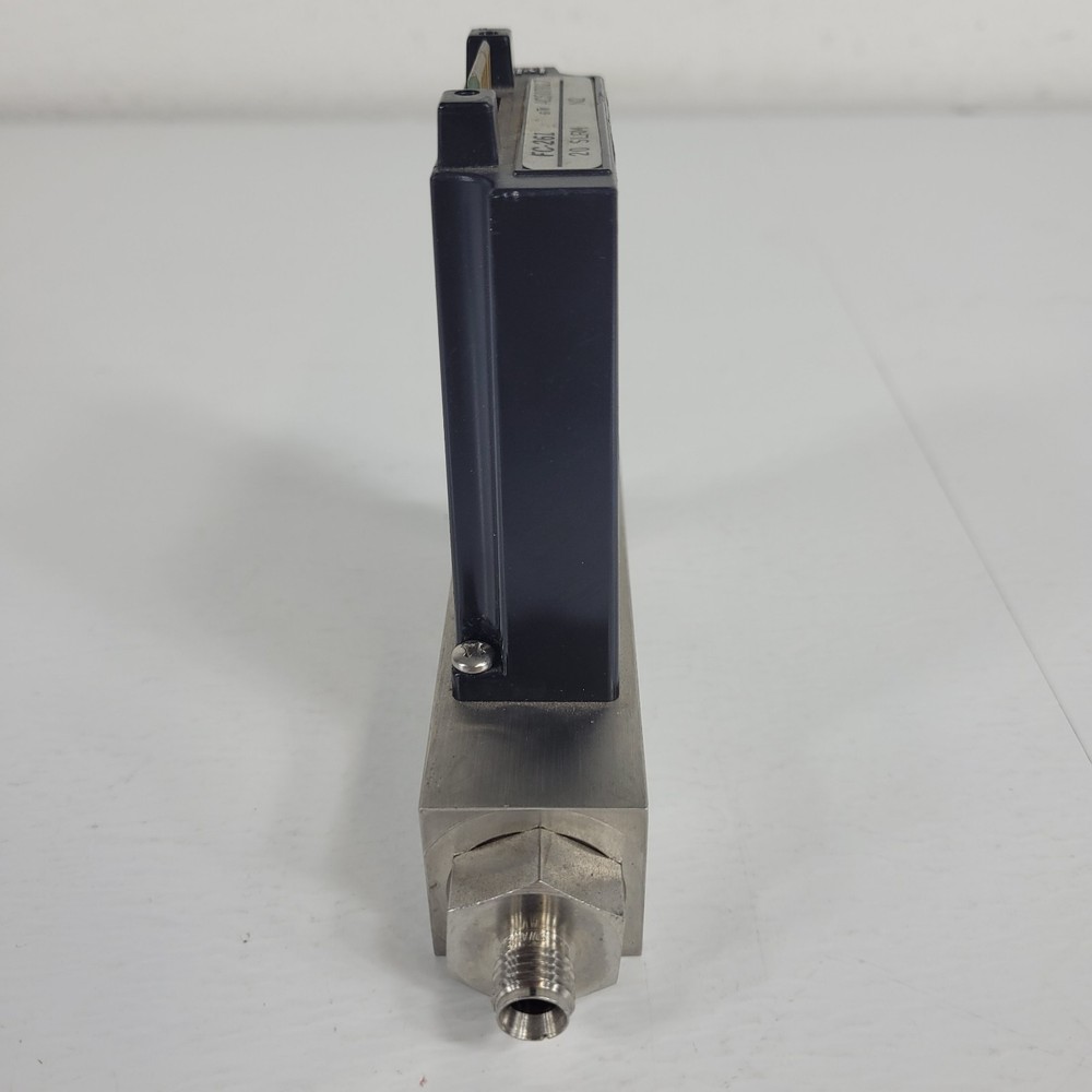Tylan FC-261 20SLPM N2 Mass Flow Controller 150PSIG Flow Max elastomer-sealed