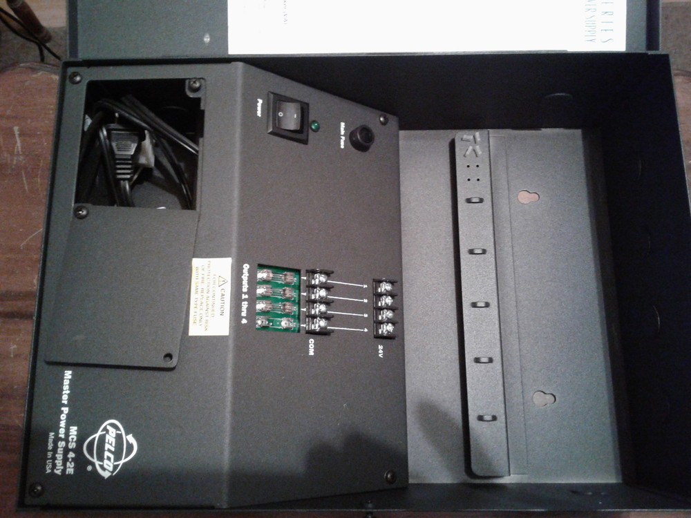 "NEW" Pelco MCS4-2E Master Camera Power Supply 24VAC