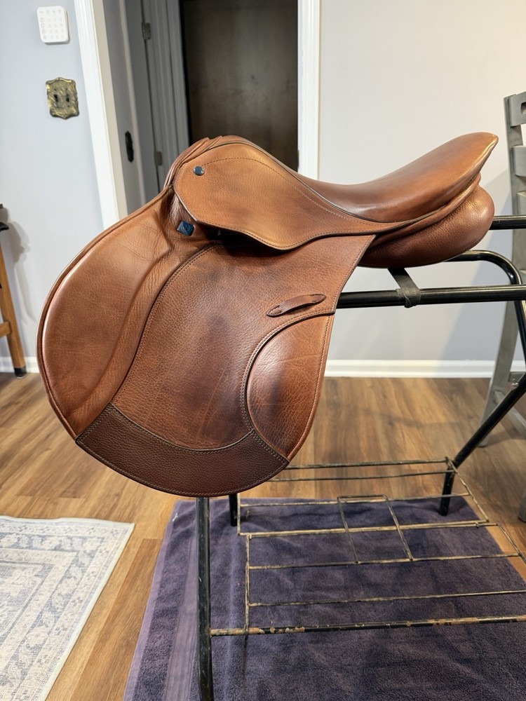 Stubben Roxane Jumping Saddle 17/28