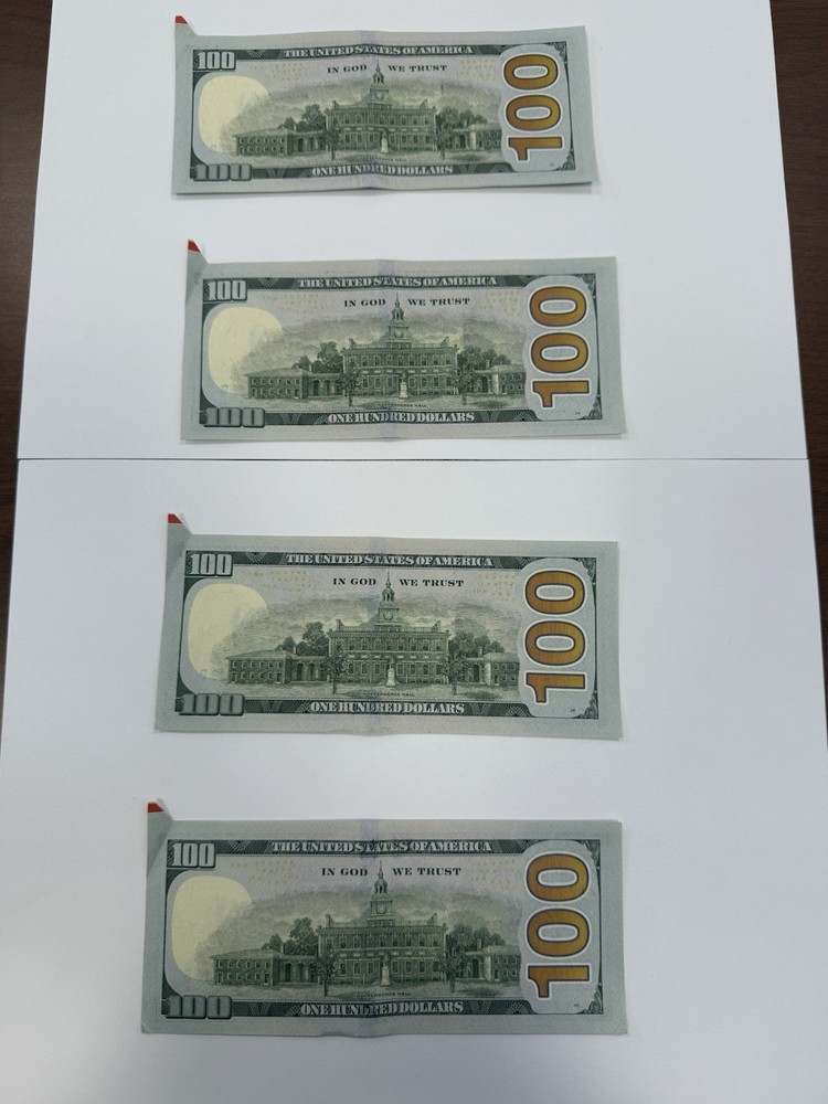 Error Cut 2021 ( top line extra paper) Uncirculated $100 Notes