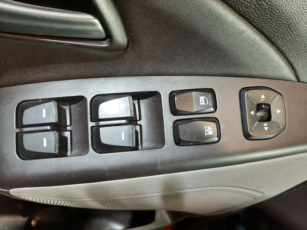 Camera/Projector Gate Mounted Dash Display Fits 14-15 TUCSON 1079106
