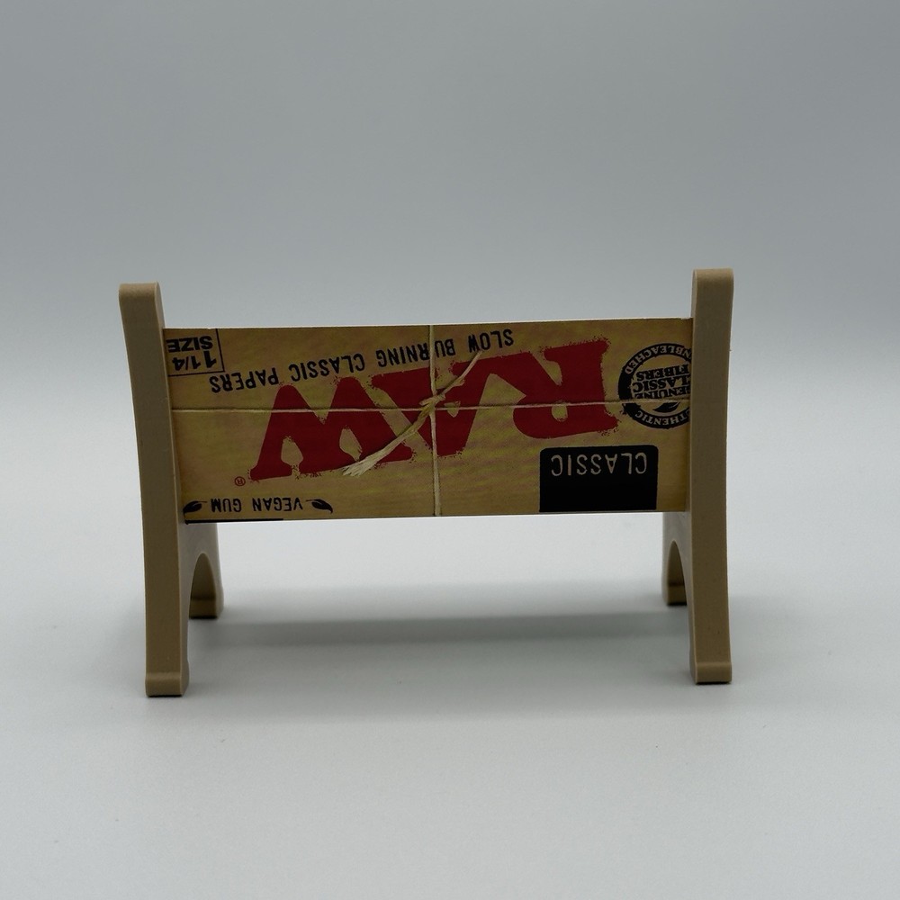 RAW Classic Slow Burning Papers + Tan Rolling Paper Bench Display Bundle