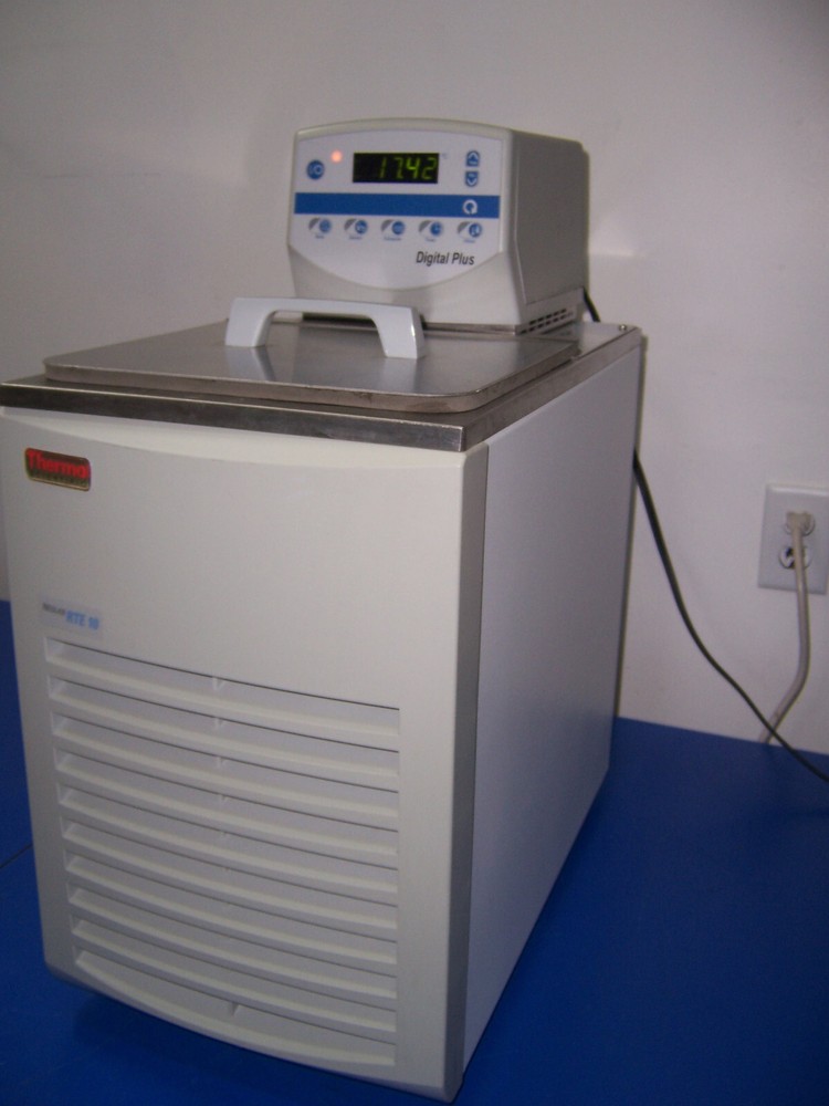 13840 Thermo Scientific RTE10 Circulating Bath