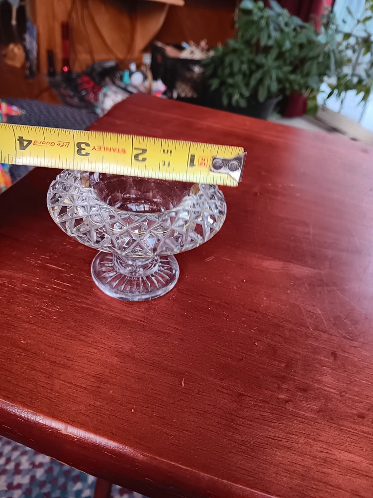 CLEAR CUT GLASS OPEN SALT. 1658