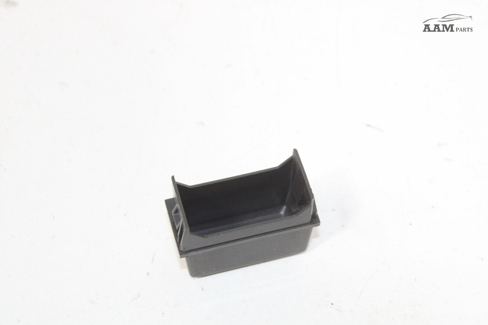 2018-2024 VOLVO VNL 860 FRONT DASH FALSE IMITATION SWITCH SOCKET OEM