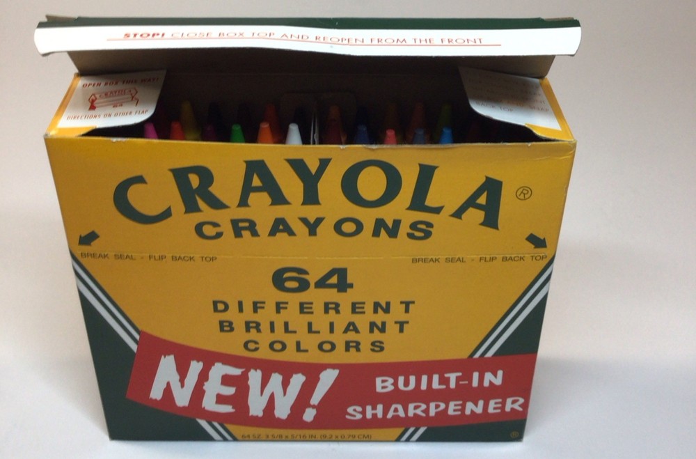 Binney & Smith Crayola 64 Pack Crayons Box Built-In Sharpener 2008