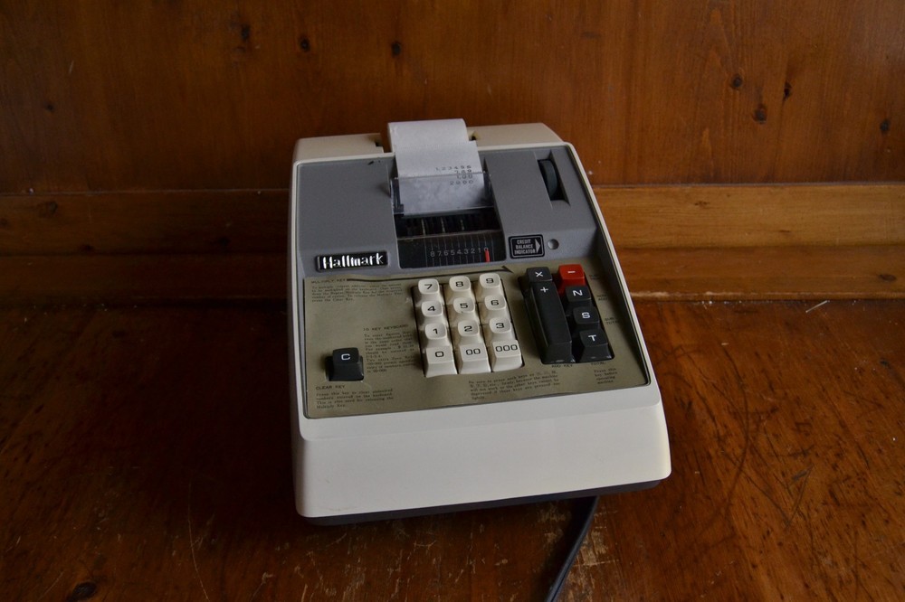 Vintage Tokyo Hallmark Model AM-893 Adding Machine Calculator