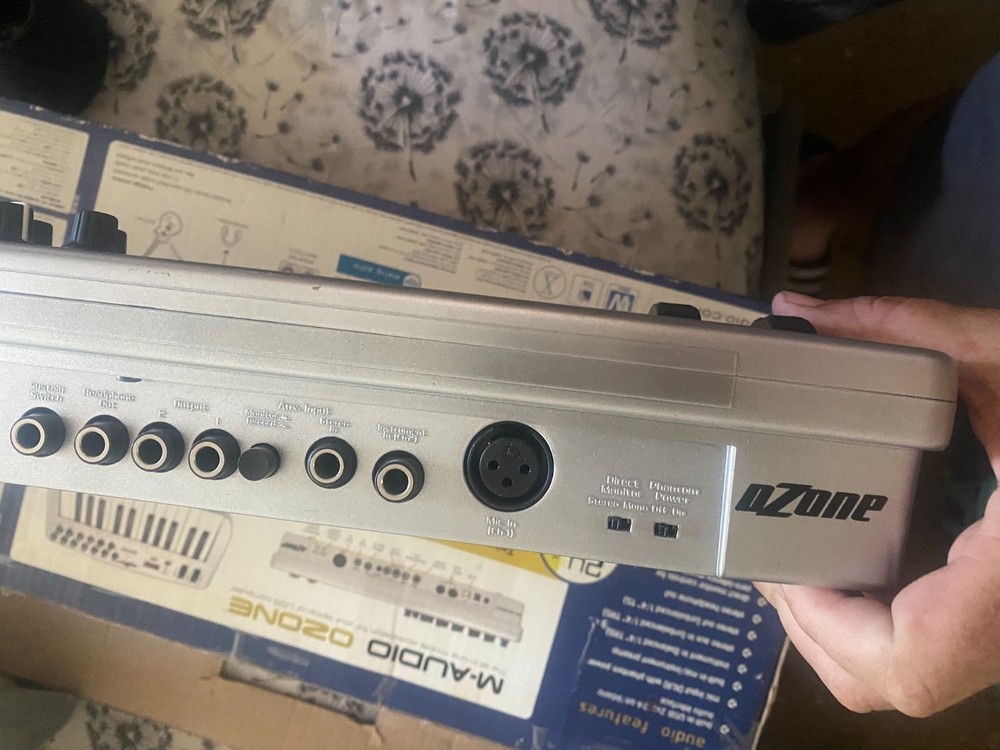 M-Audio Ozone *Midi Keyboard & interface *USB controller *mobile workstation