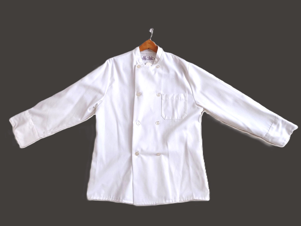 WHITE CHEFS JACKET   NEW !