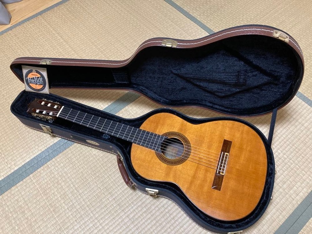 Nobe Masaji Jacaranda Classical Guitar with Hard Case