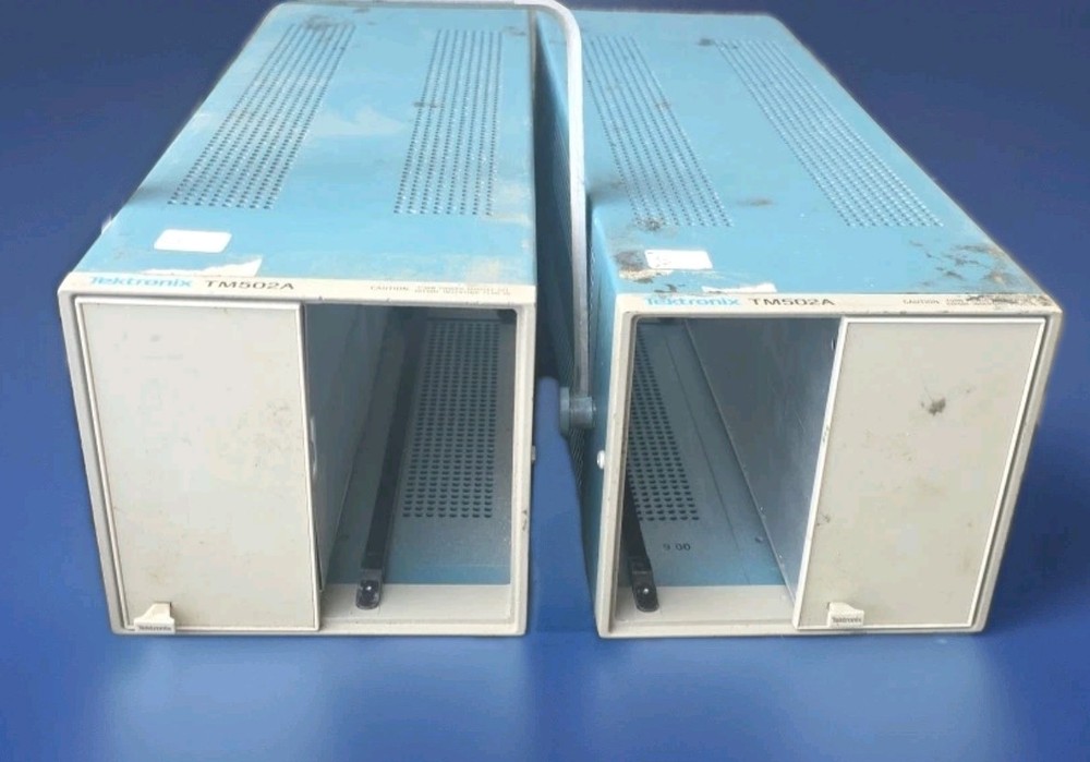 2 Tektronix TM502A Power Module Mainframe