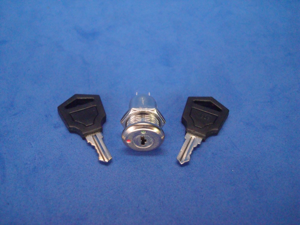 FLUSH MOUNT 12-VOLT DC ON & OFF LOCK 2 KEY ROUND TOGGLE SWITCH 2-PIN