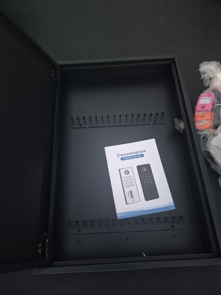 Key Holder Wall Mount - 32-keys Lock Box with Code, Key Cabinet Wall Mount