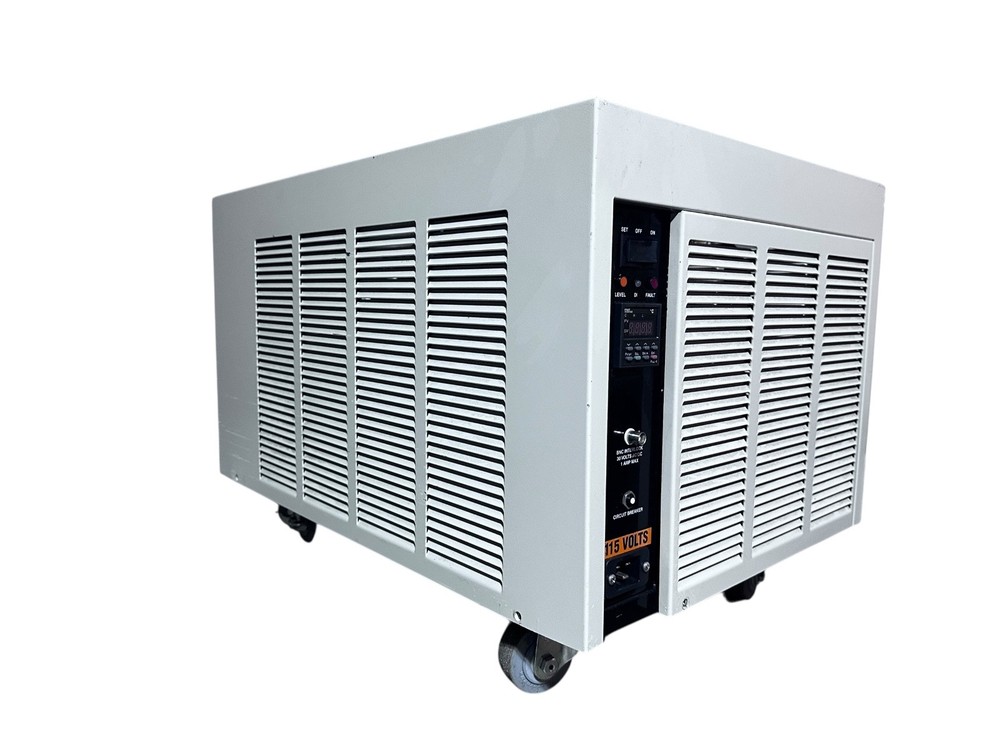 Affinity EWA-04AA-CD02CBN0 Recirculating Water Chiller 115V – Tested & Working