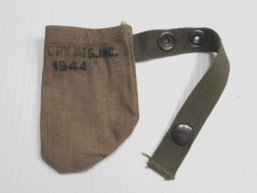 1944 RIFLE MUZZLE COVER - "VICTORY MFG. INC." - UNISSUED