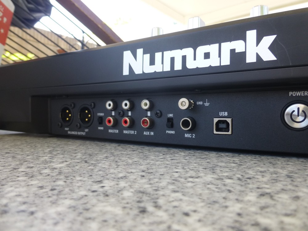 Numark Mixdeck Express Double Deck DJ Controller, USB, CD, MP3, Filter