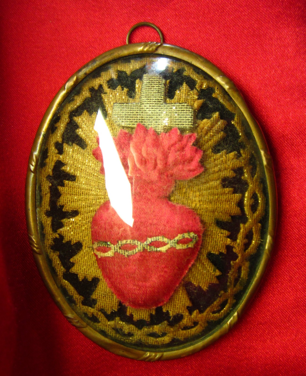 Antique SACRED HEART EX VOTO Reliquary Catholic French Domed Glass CROWN THORNS