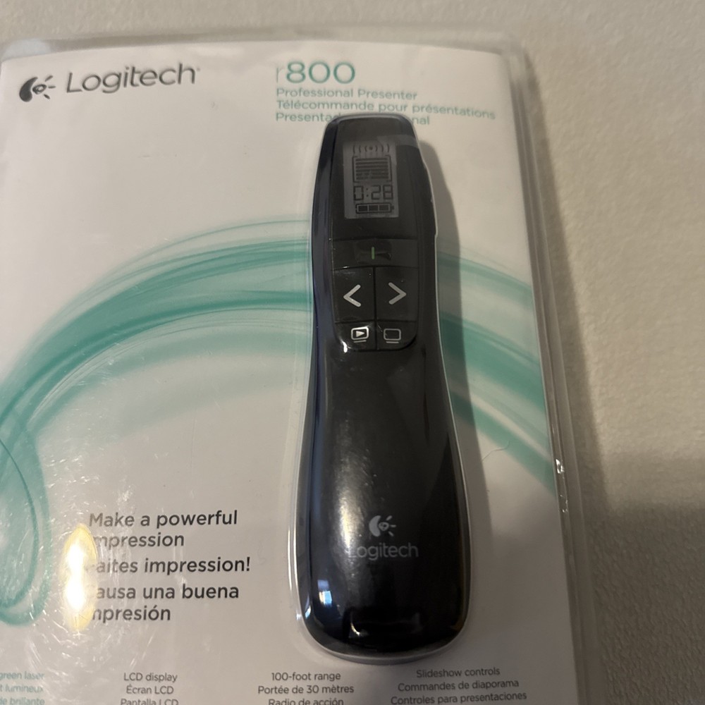 New Sealed!! Logitech R800 Laser Presentation Remote Control - Black